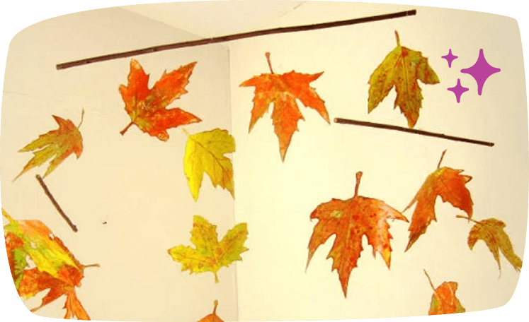 Mobile aus Herbstblättern