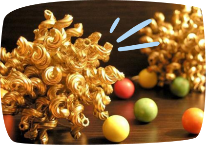 Goldene Fusilli-Weihnachtsbaumschmuck