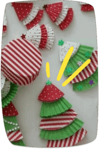 christmas tree made of cupcake liners