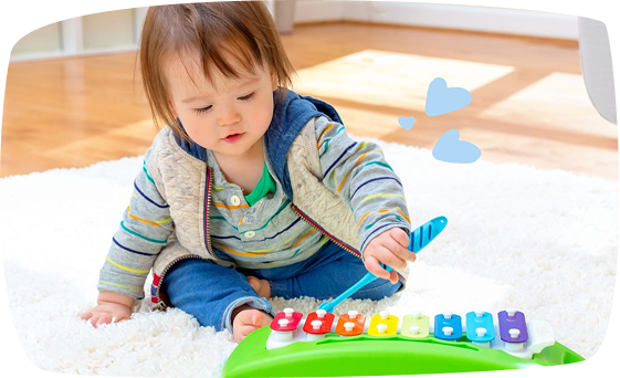 Babysitter vs. Kita: 8 Dinge, die du abwägen solltest